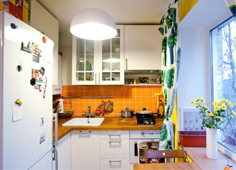 Kitchen in Khrushchev with L-shaped layout