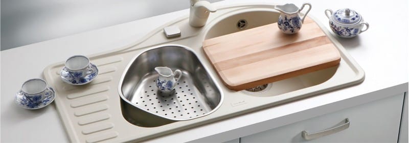 Double sink with round bowls