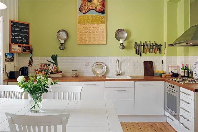 Боја зида пистације у кухињи
