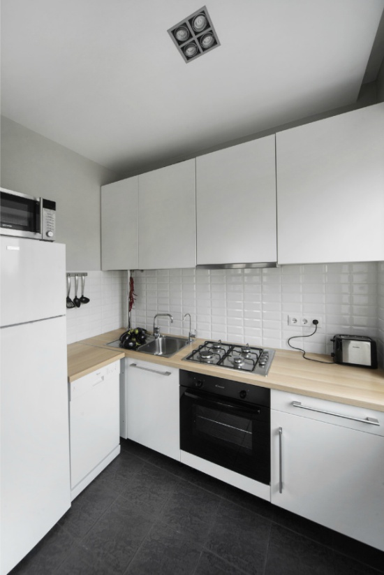 Kitchen 5.8 square meters. m