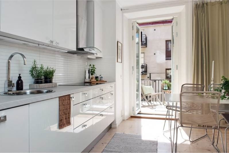 White glossy Scandinavian style kitchen