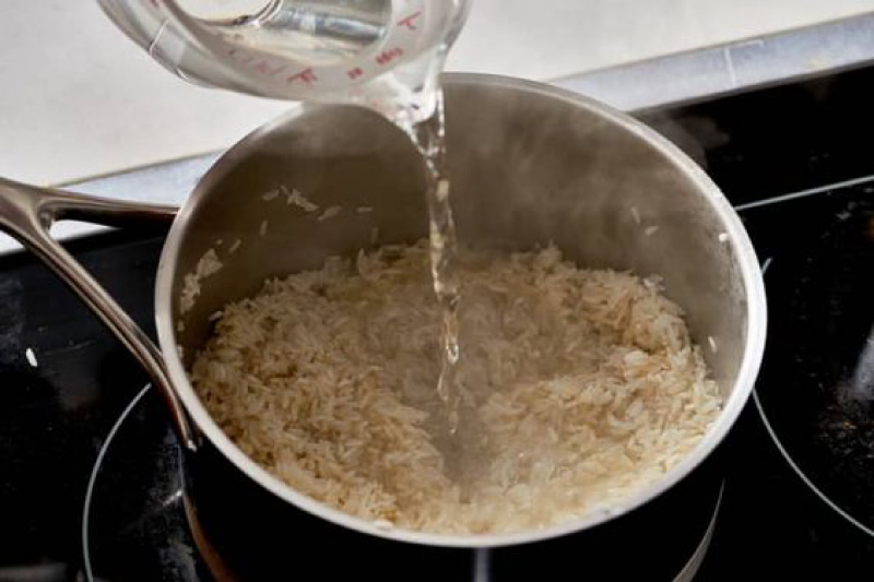 Cooking rice